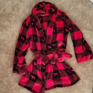 PINK Victoria's Secret Red and Black Plaid Robe